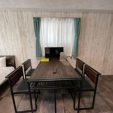 Wolf Pack Apartment 33 Osaka Exterior photo