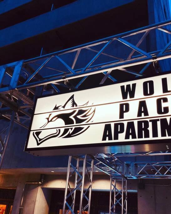Wolf Pack Apartment 33 Osaka Exterior photo