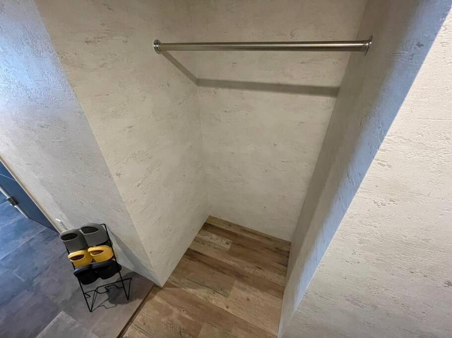 Wolf Pack Apartment 33 Osaka Exterior photo