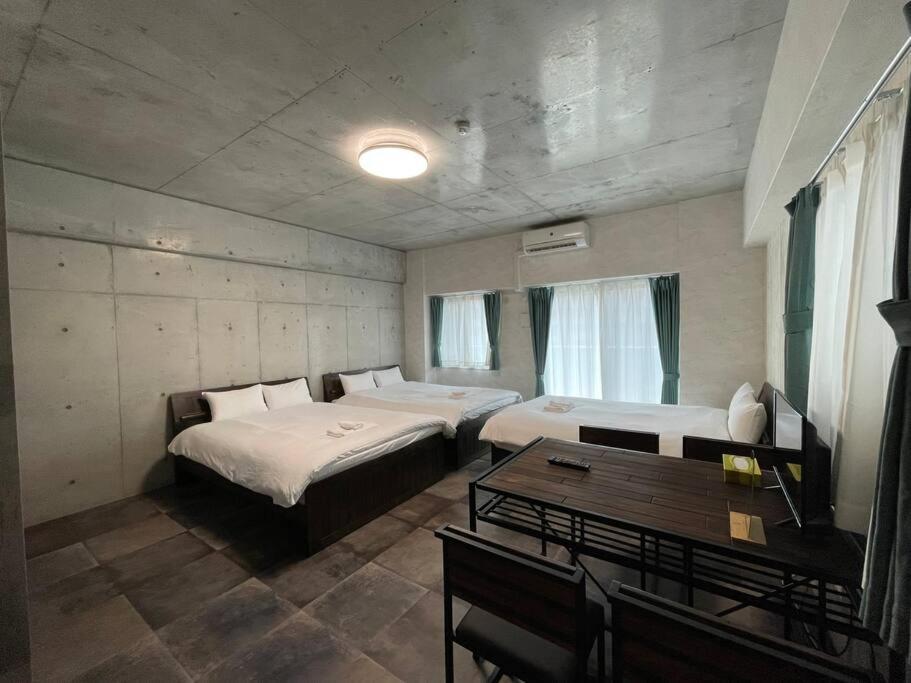Wolf Pack Apartment 33 Osaka Exterior photo