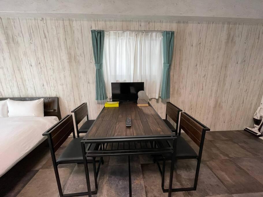 Wolf Pack Apartment 33 Osaka Exterior photo